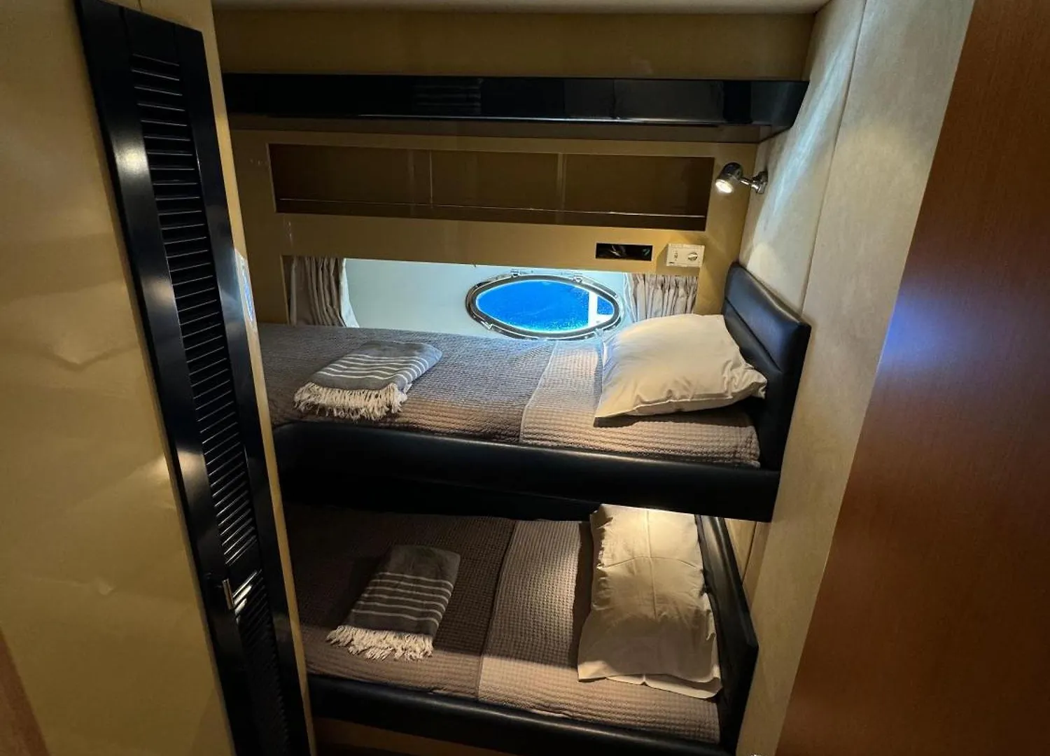 Hotel Yacht Sherte Barcelona 0*,  Spain
