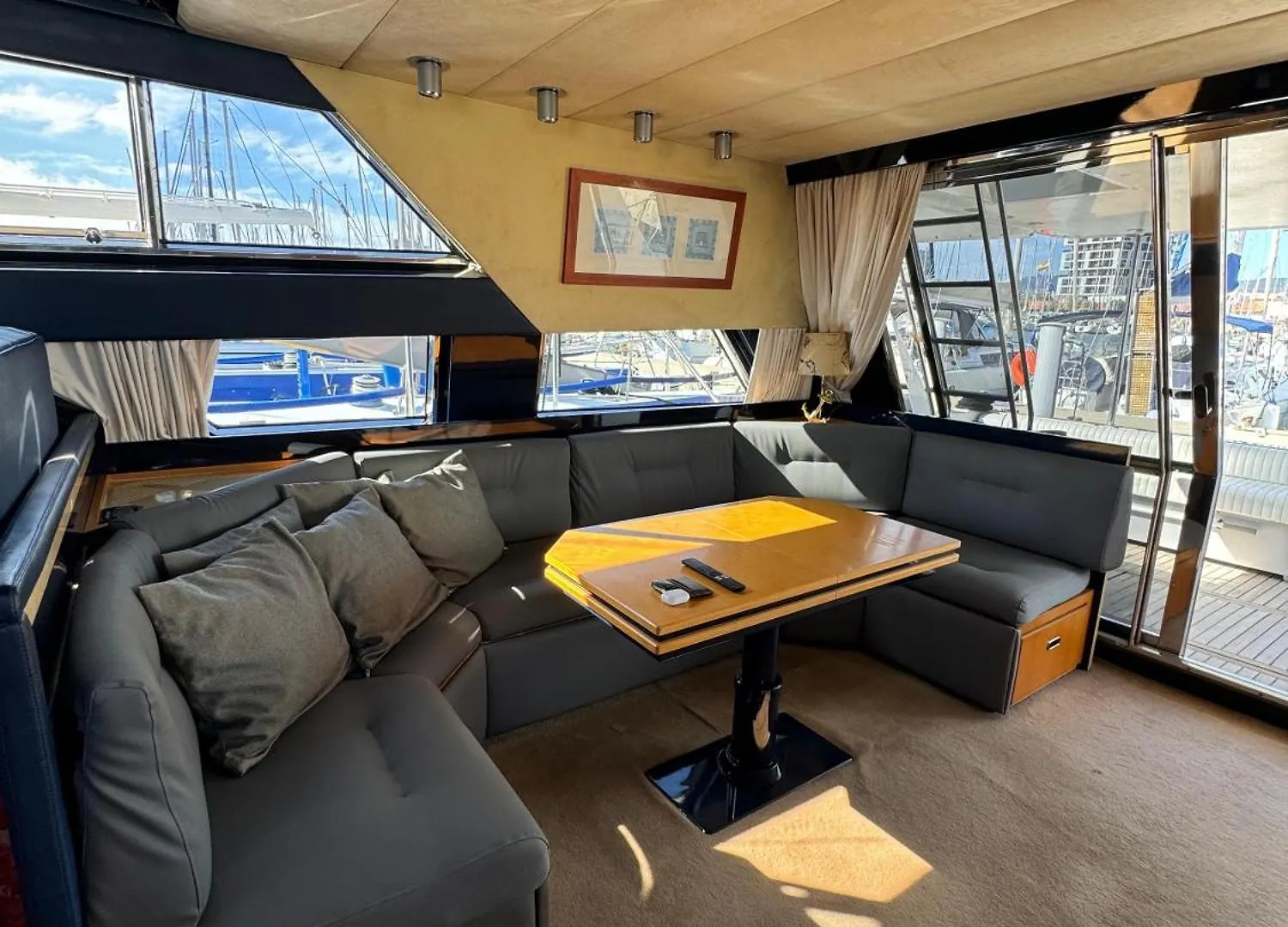 Hotel Yacht Sherte Barcelona Hotel na wodzie